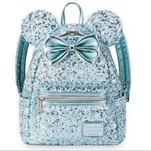 Holy Grail. HTF Disney Arendelle Aqua Frozen Mini Backpack by Loungefly